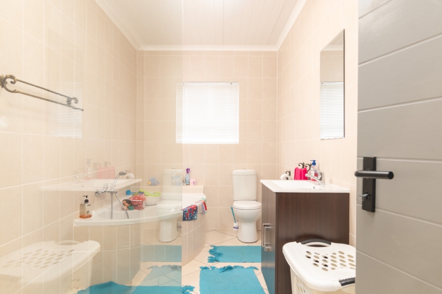 3 Bedroom Property for Sale in Laaiplek Western Cape